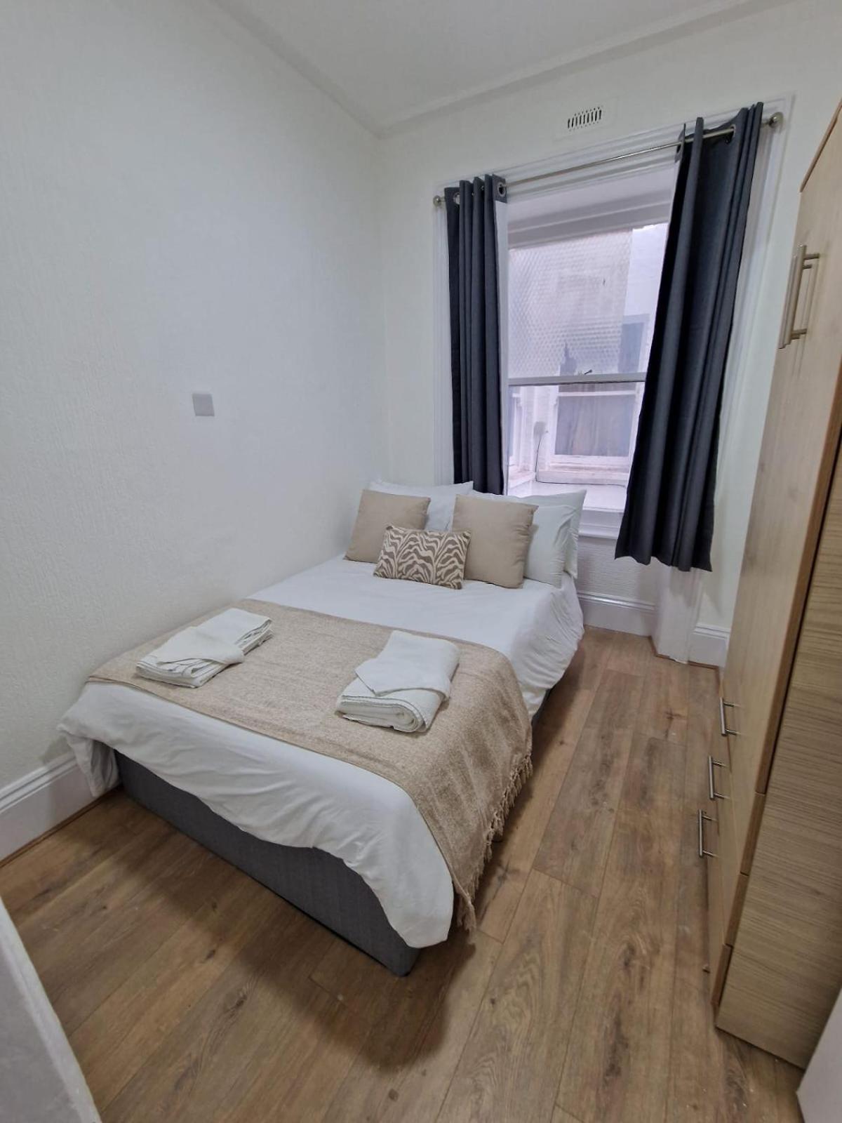 Comfortable Flat For 10 Near Paddington Apartment