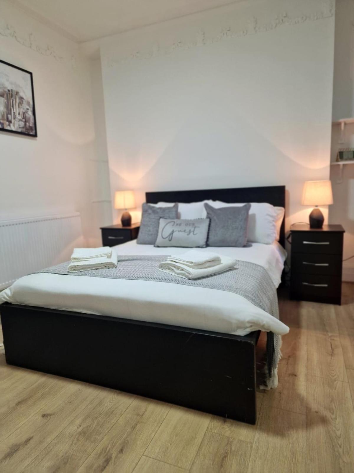 Apartment Comfortable Flat For 10 Near Paddington London
