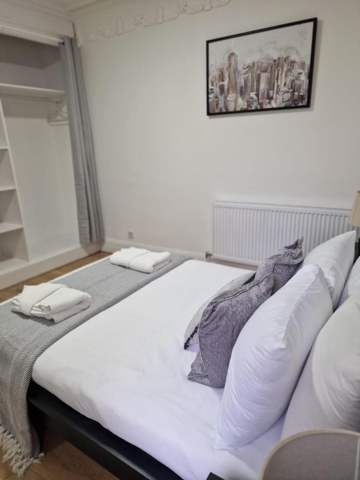 Comfortable Flat For 10 Near Paddington Apartment