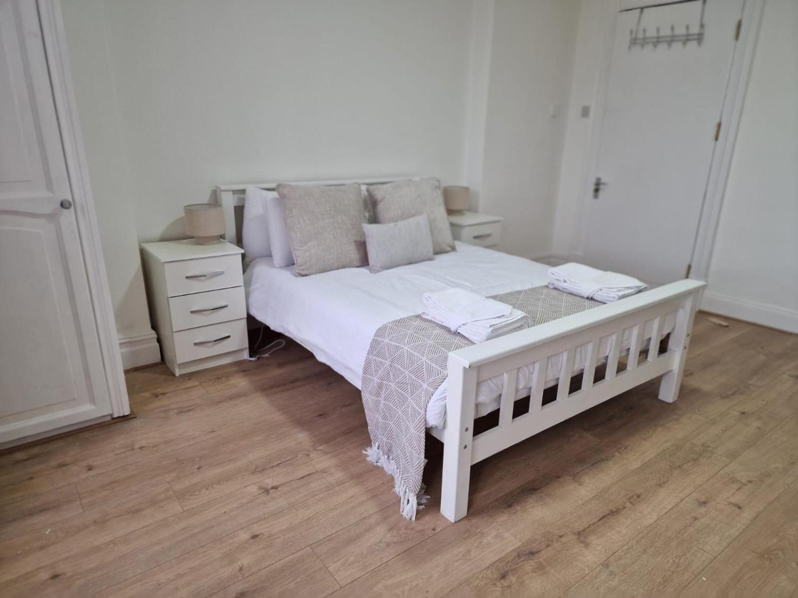 Comfortable Flat For 10 Near Paddington * London