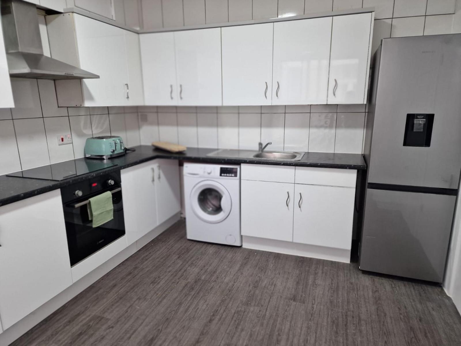 Apartment Comfortable Flat For 10 Near Paddington