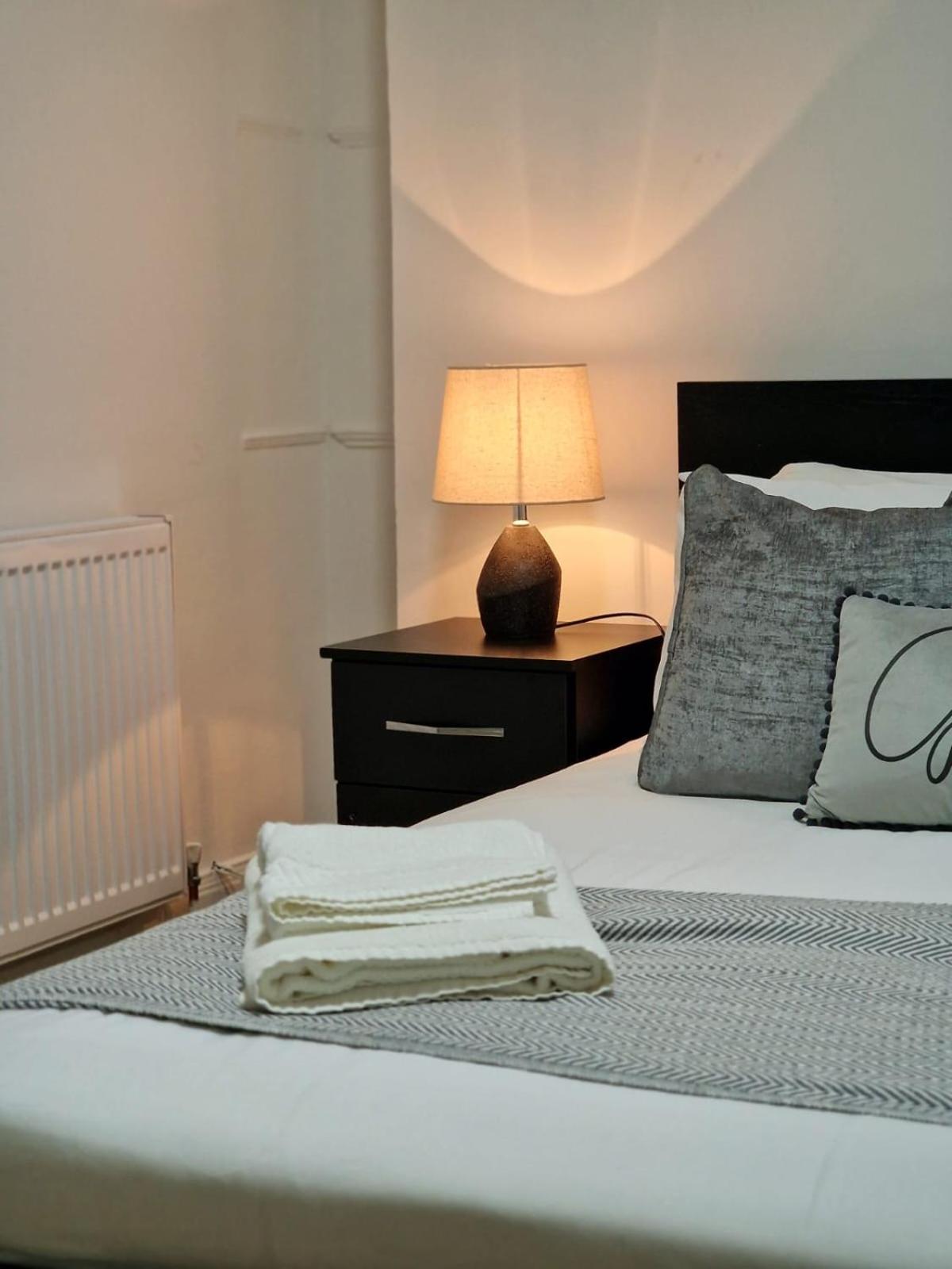 Comfortable Flat For 10 Near Paddington Apartment London