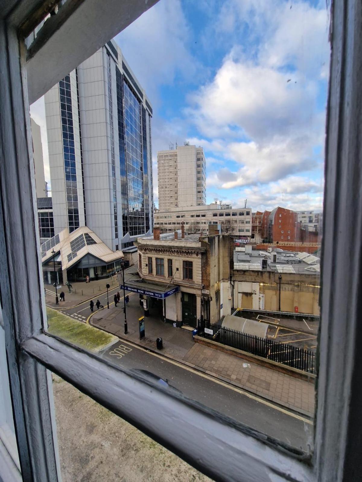 Comfortable Flat For 10 Near Paddington London